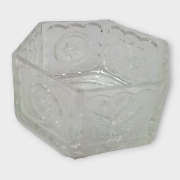 Vintage Lidded Glass Tiara Colonial Hexagon Candy Trinket Dish Eagles & … - Picture 2 of 7
